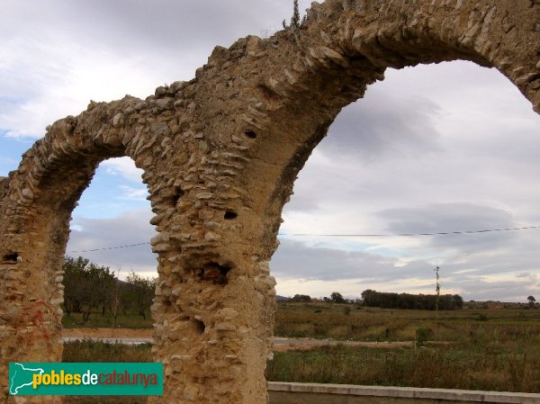 Sant Jaume dels Domenys - Aqüeducte dels Arcs