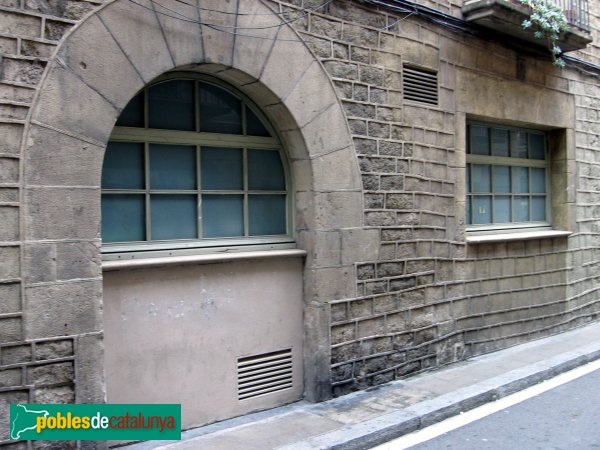 Barcelona - Palau Dou (Foto: Albert Esteves, 2006) Barcelona - Palau Dou
