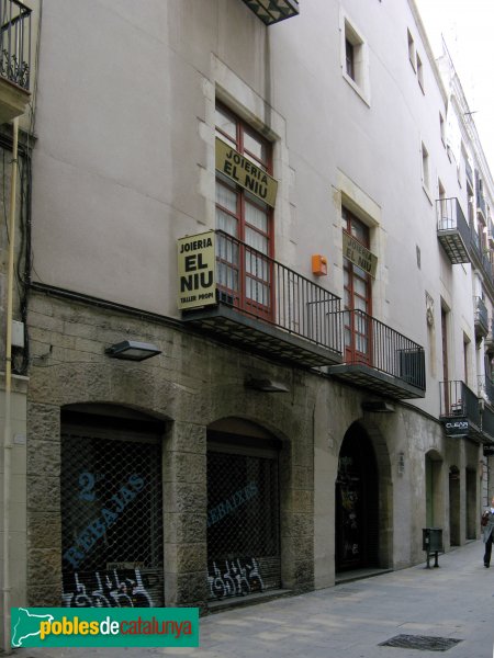 Barcelona - Pi, 11