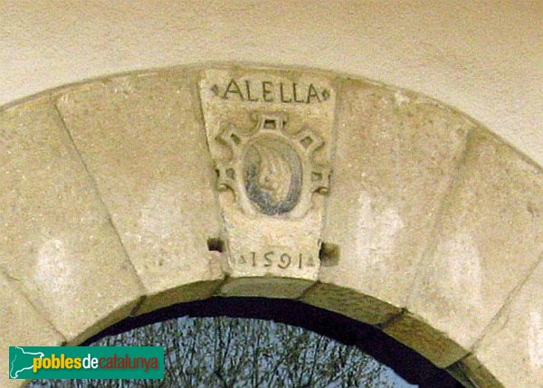 Alella - Porta de l'Ajuntament