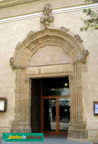 Vilassar de Dalt - Església de Sant Genís. Portal gòtic