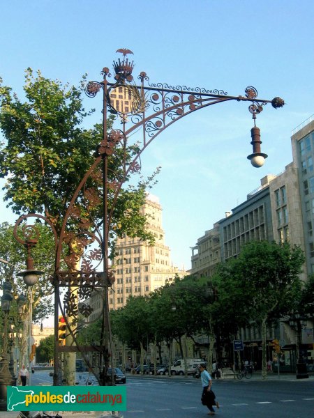 Barcelona - Fanal del Passeig de Gràcia (Foto: Albert Esteves, 2007) Barcelona - Fanal del Passeig de Gràcia