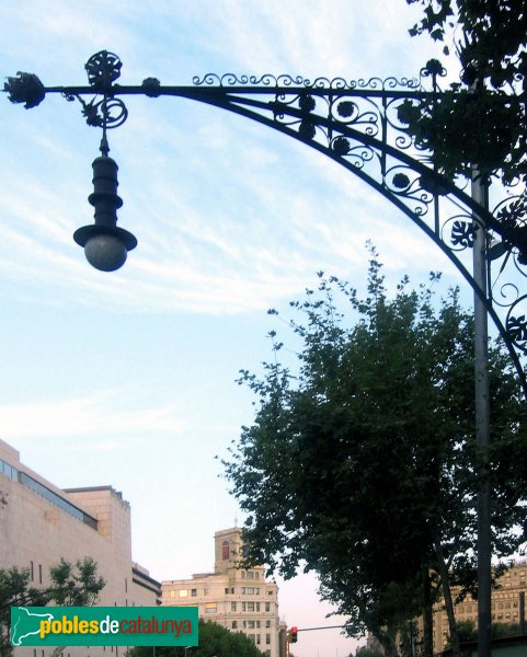 Barcelona - Fanal del Passeig de Gràcia (Foto: Albert Esteves, 2007) Barcelona - Fanal del Passeig de Gràcia