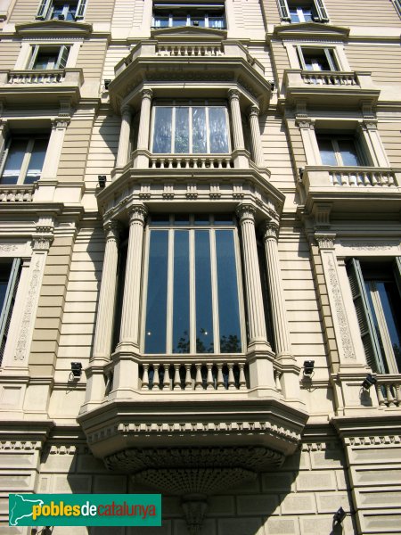 Barcelona - Passeig de Gràcia, 60 (Foto: Albert Esteves, 2007) Barcelona - Passeig de Gràcia, 60