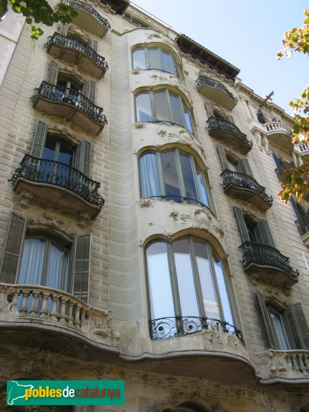 Barcelona - Rambla Catalunya, 47 (Foto: Albert Esteves, 2007) Barcelona - Rambla Catalunya, 47