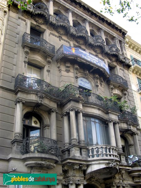 Barcelona - Rambla Catalunya, 27 (Foto: Albert Esteves, 2007) Barcelona - Rambla Catalunya, 27