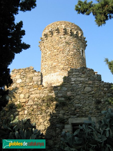 Arenys de Mar - Torre dels Encantats (Foto: Albert Esteves, 2007)