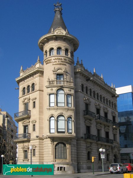 Casa de la Punxa (Cambra de Comerç)