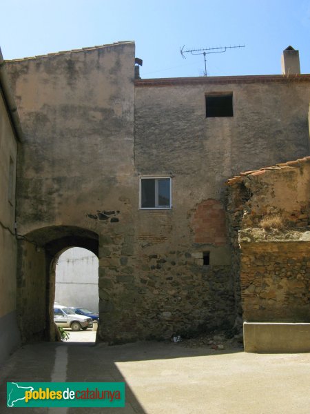 Pedret i Marzà - Castell de Marzà