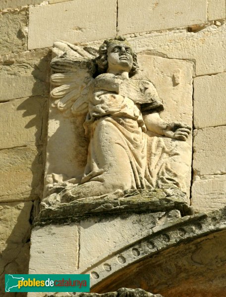 Linyola - Santa Maria, detall façana