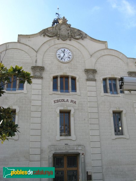 Igualada - Escola Pia i església de la Pietat