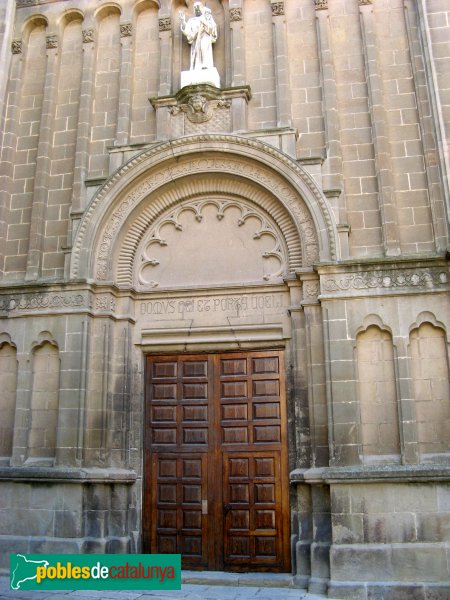 Calaf - Església de Sant Jaume, portada