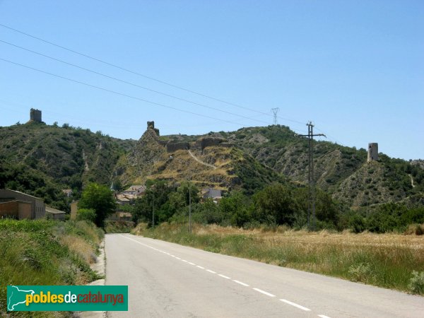 Castellfollit de Riubregós - Castell (Foto: Albert Esteves, 2009) Castellfollit de Riubregós - Castell