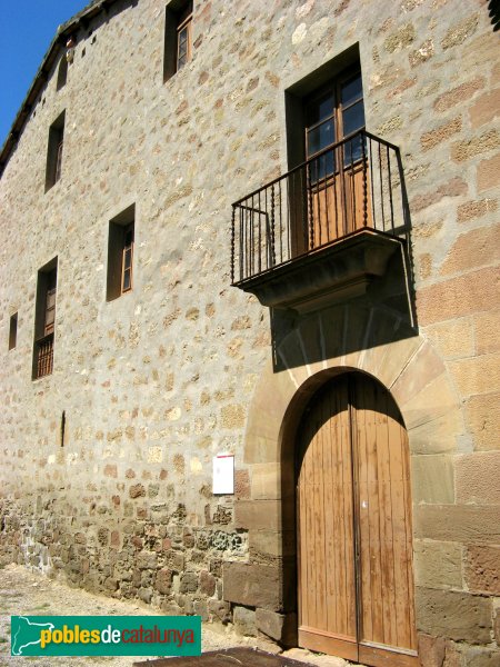 Castellfollit de Riubregós - Santa Maria del Priorat, edifici prioral