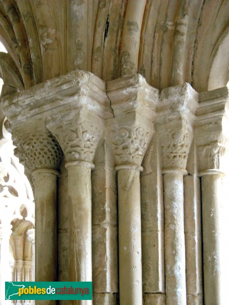 Monestir de Poblet - Capitells del claustre