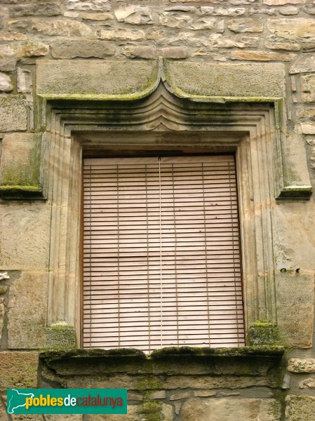 Vallfogona de Riucorb - Cal Tiana, finestra renaixentista