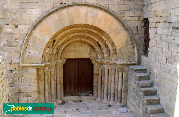 Forès - Església de Sant Miquel, porta de les Dones