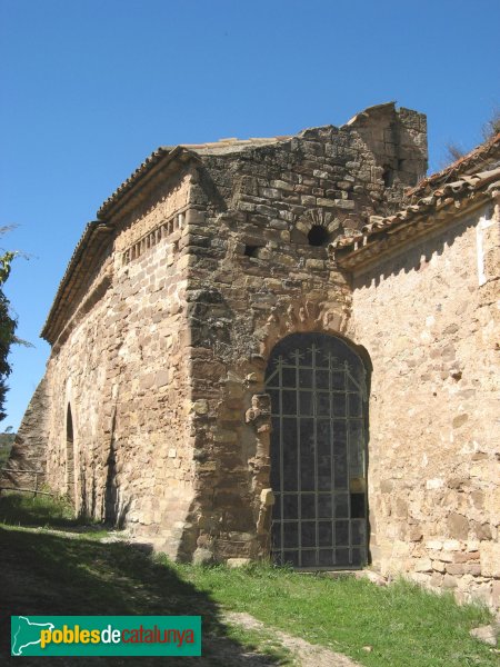 Rellinars - Església vella de Sant Pere i Sant Fermí, nau preromànica