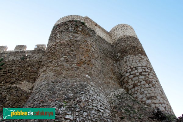 Arbúcies - Castell de Montsoriu, muralla