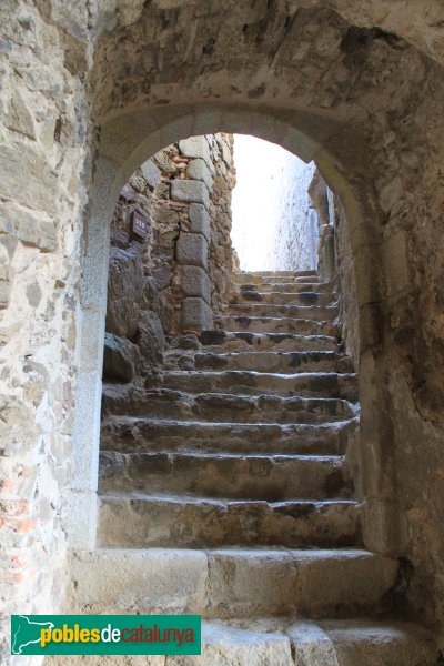 Arbúcies - Castell de Montsoriu, recinte sobirà