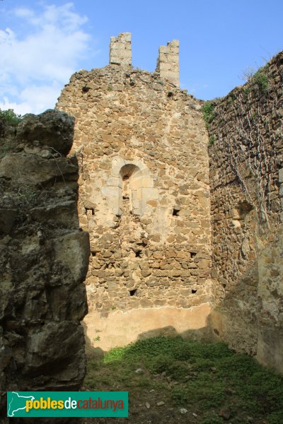 Arbúcies - Castell de Montsoriu, capella de Sant Pere