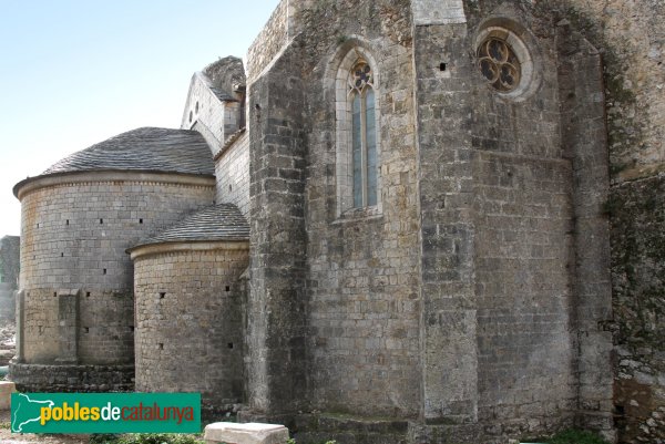 Vilabertran - Monestir, absis i capella dels Rocabertí
