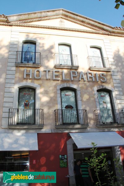 Figueres - Casa Terrades, façana Rambla