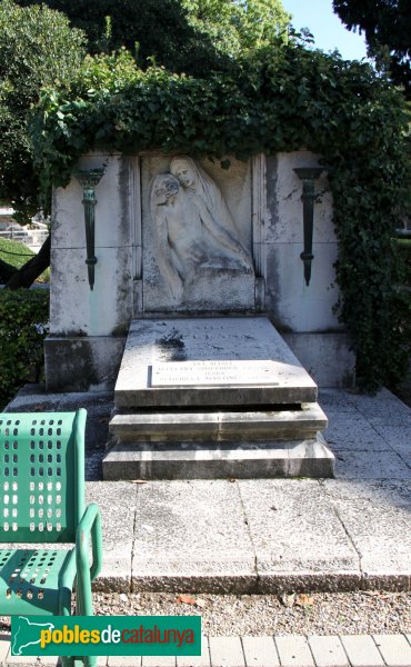 Figueres - Cementiri, sepulcre Avellana, de Frederic Marés