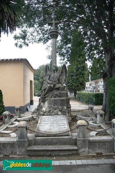 Figueres - Cementiri, sepulcre Arola