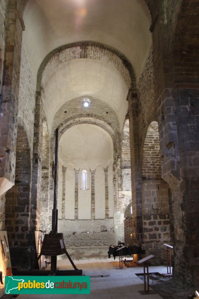 Rabós - Sant Quirze de Colera, interior de l'església