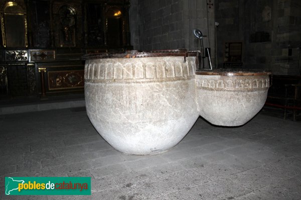 Castelló d´Empúries - Pica baptismal