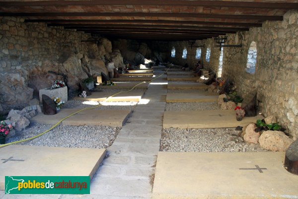 Subirats - Sant Pere del Castell de Subirats, cementiri