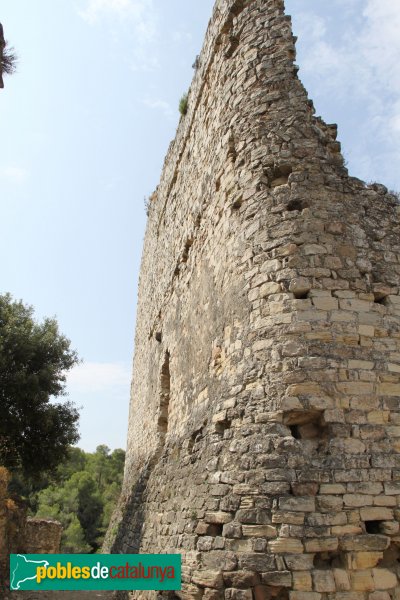 Gelida - Castell. Exterior d'una torre