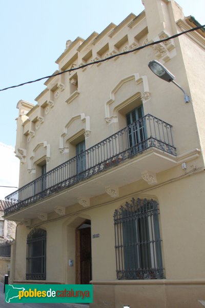 Gelida - Casa de Mossèn Jaume Via