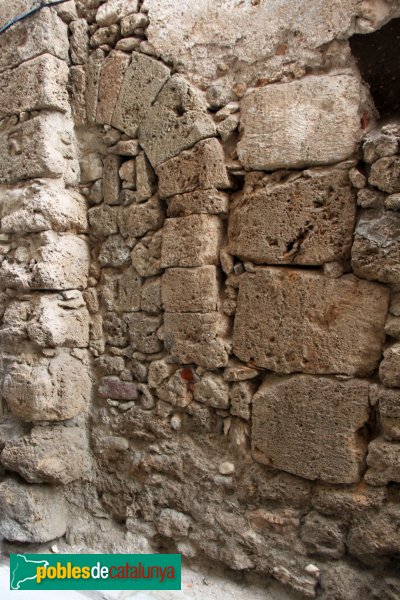 Sant Quintí de Mediona - Detall d'un carrer del nucli antic
