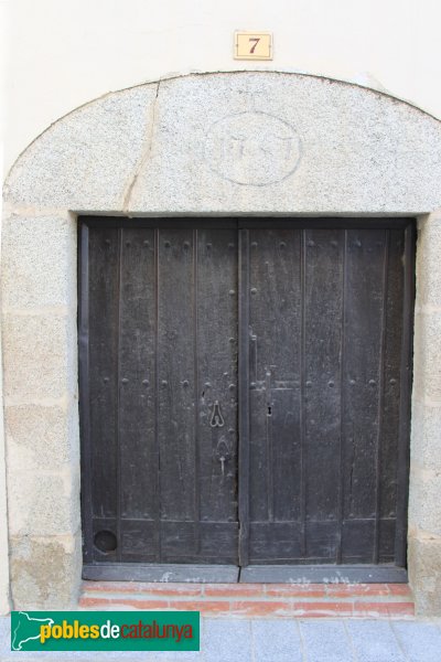 Agullana - Portal del segle XVIII
