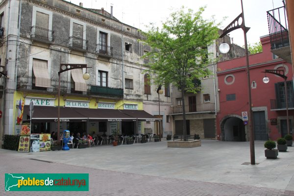 La Jonquera - Plaça Major, can Siscu