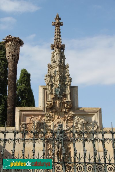 Sant Feliu de Guíxols - Mausoleu de la Família Casas