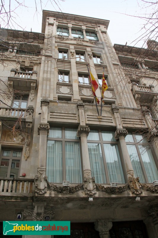 Barcelona - Rambla Catalunya, 19-21 (Foto: Albert Esteves, 2015) Barcelona - Rambla Catalunya, 19-21