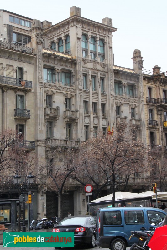 Barcelona - Rambla Catalunya, 19-21 (Foto: Albert Esteves, 2015) Barcelona - Rambla Catalunya, 19-21