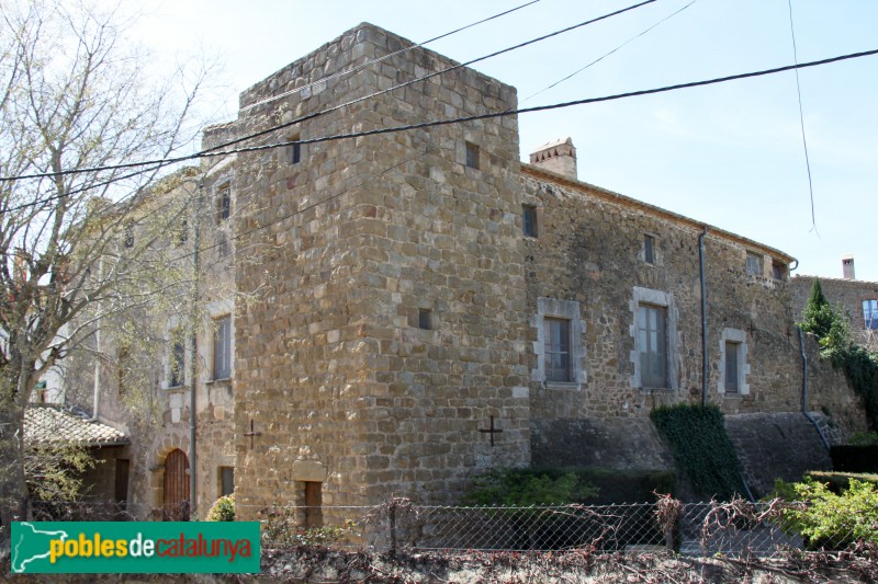 Rupià - Muralles, torre de Can Nató