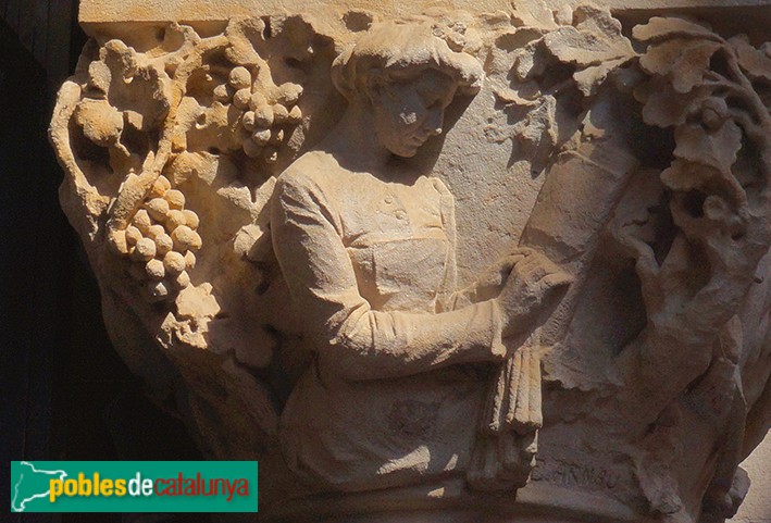 Sabadell - Seu de l'antiga Caixa de Sabadell. Detall d'un capitell