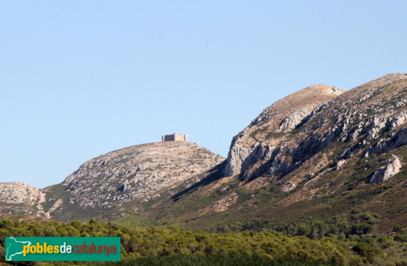 Torroella de Montgrí - Castell de Montgrí des de Bellcaire
