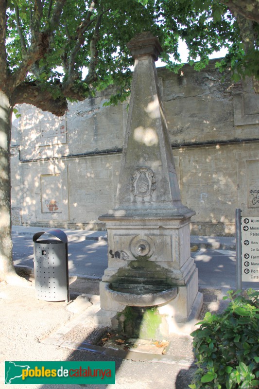 Torroella de Montgrí - Font pública