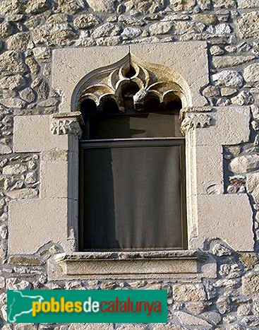 Collsuspina - L'Espina, finestra gòtica