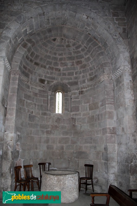 L'Estany - Església del Monestir, absis lateral