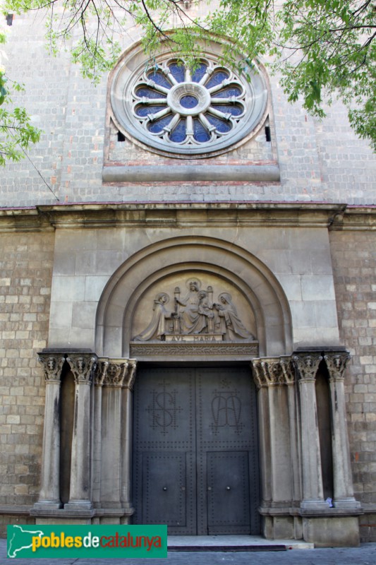 Sant Feliu de Llobregat - Sant Llorenç, façana lateral