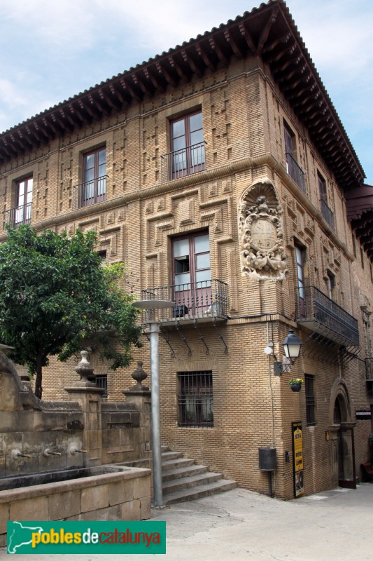Barcelona - Poble Espanyol, Casa de les Cadenes (Corella)