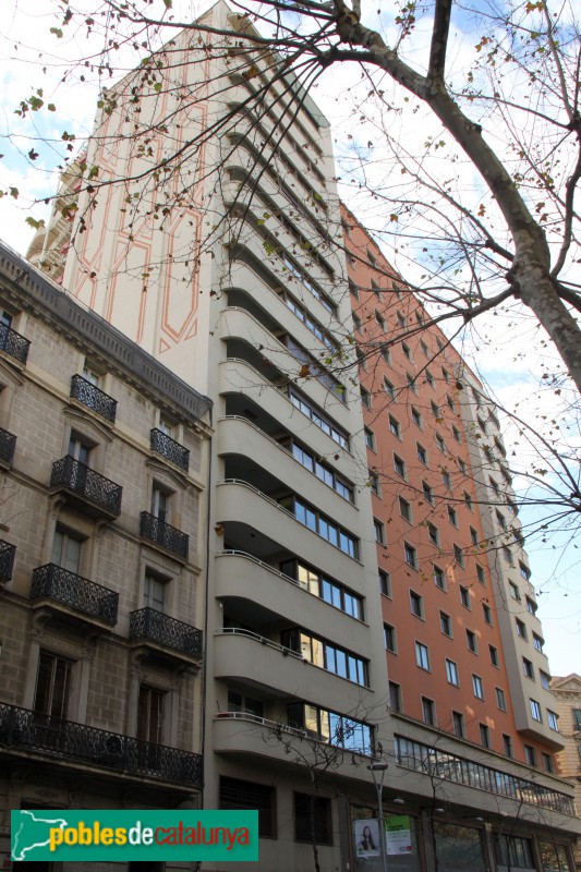 Barcelona - Edifici Fàbregas (Trafalgar 2-4)