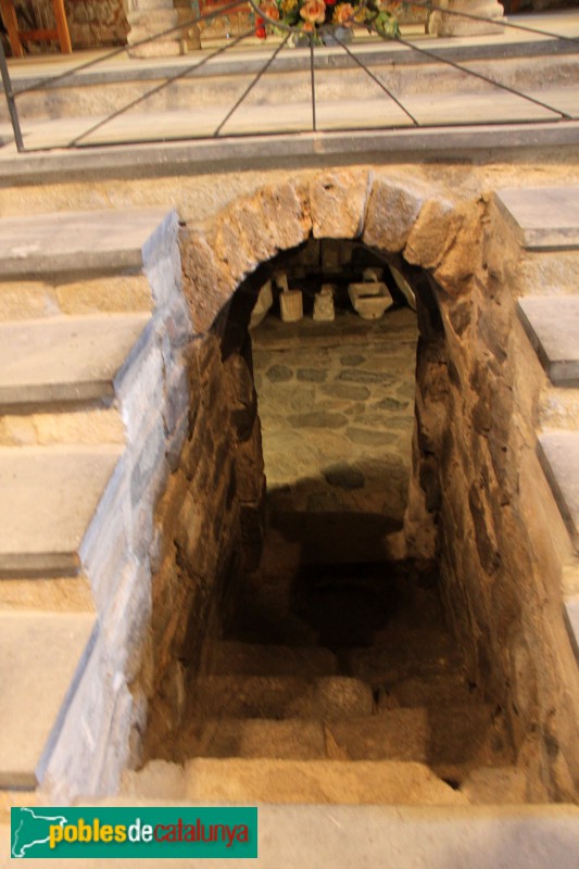 Tredòs - Santa Maria de Cap d'Aran, cripta